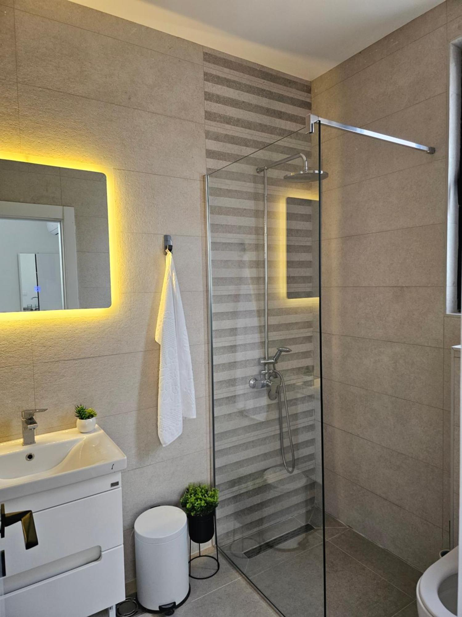 La Vida Apartments Будва Экстерьер фото